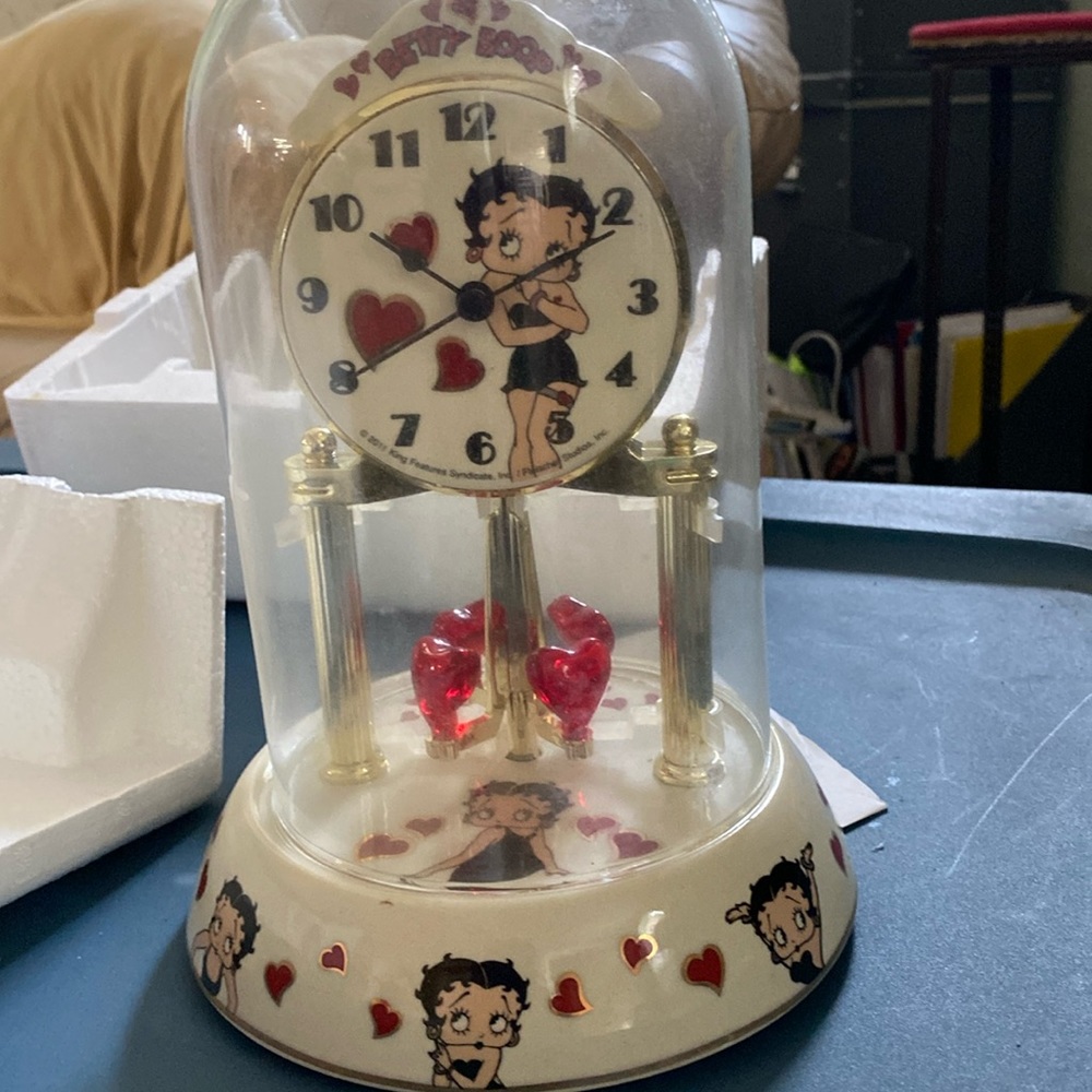 Betty Boop collectible porcelain Anniversary Clock